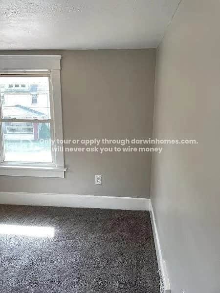 Building Photo - 1247 Hoover Pl NW
