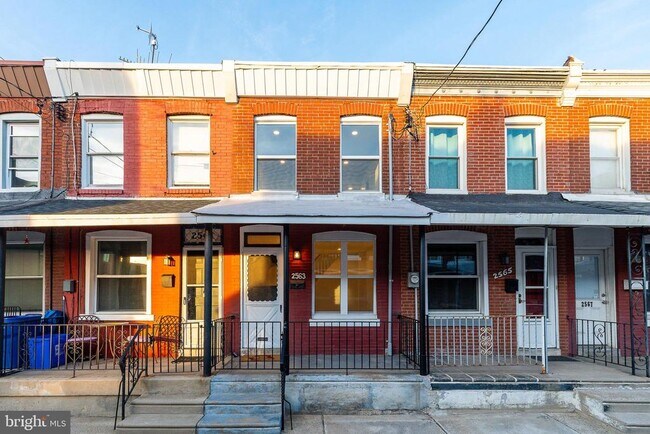 Building Photo - 2563 E Elkhart St