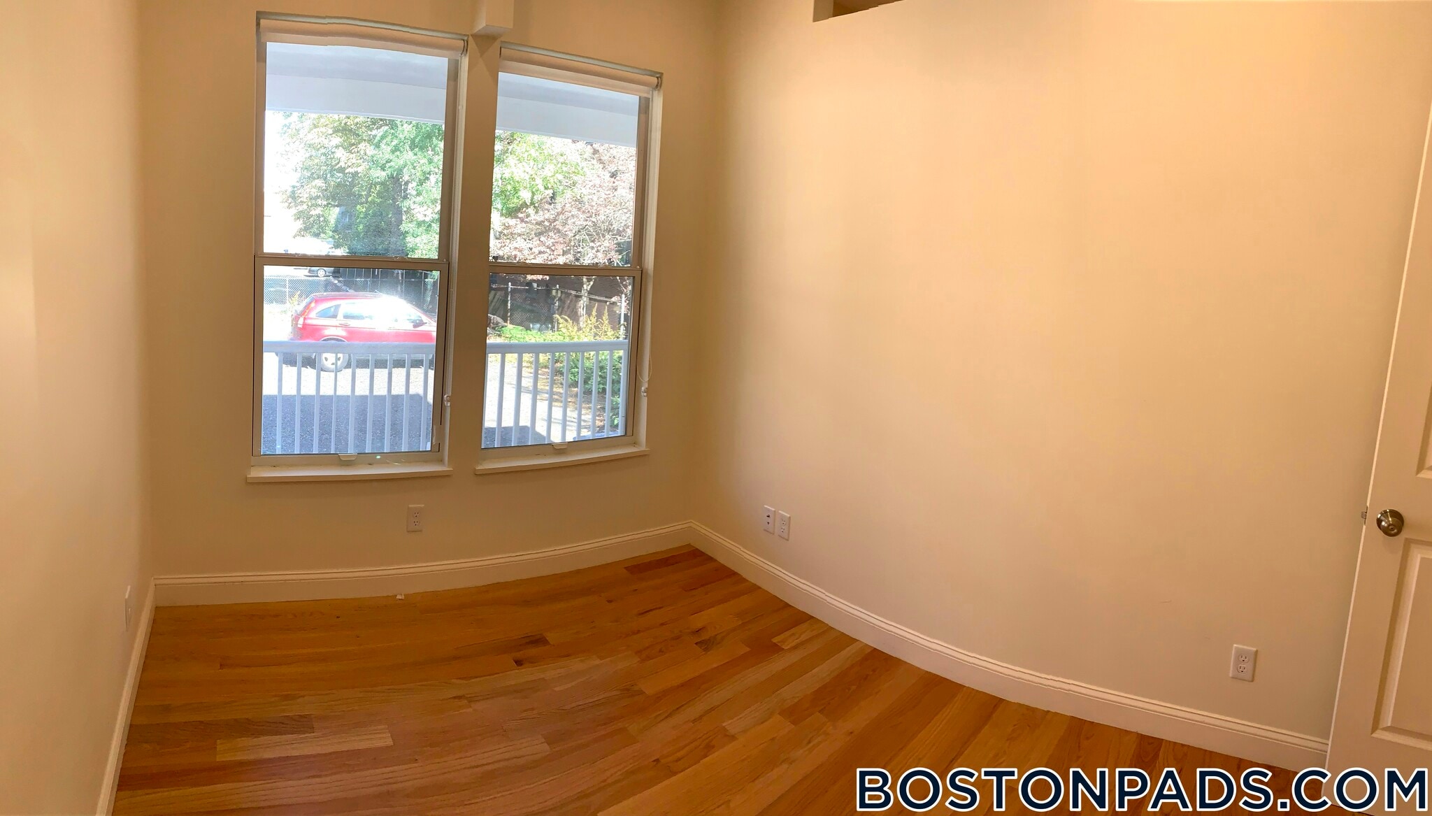 Building Photo - 379 Harvard St