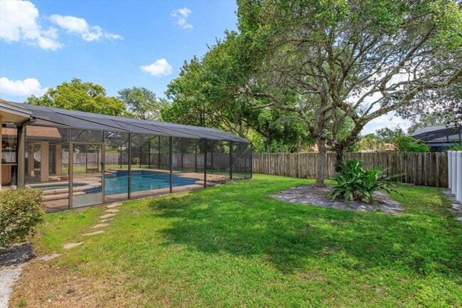 Building Photo - 413 Sandy Hill Dr