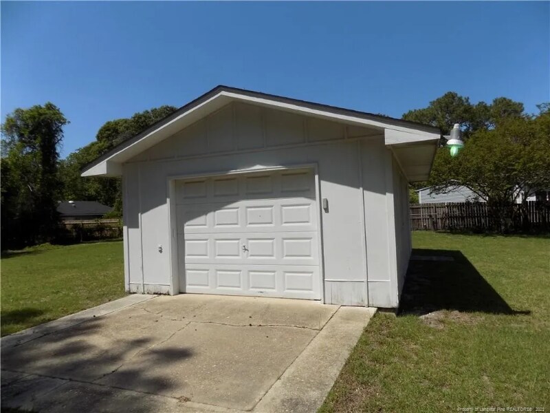 Building Photo - 1024 Miller Ave