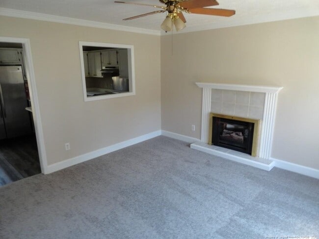 Building Photo - 593 Countrytown Dr