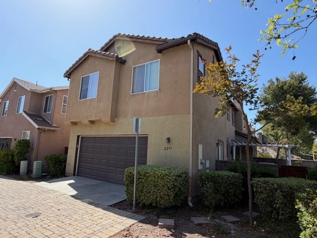 Building Photo - 2297 Treetop Ln