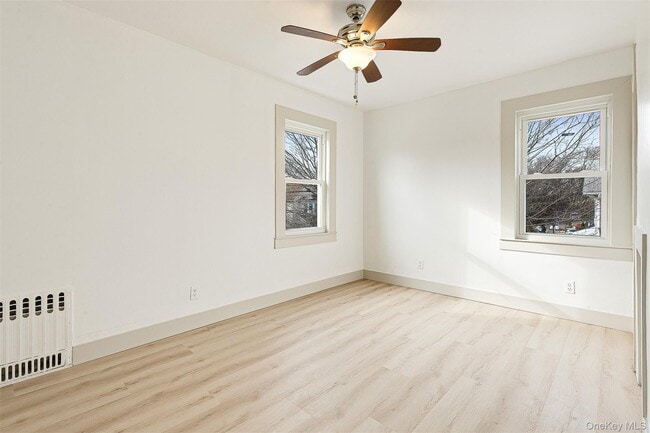 Building Photo - 93-01 71st Ave