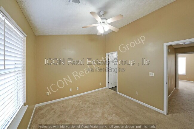 Building Photo - 27 Timber Ridge Dr