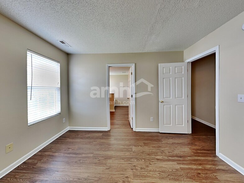Building Photo - 4406 Snowcrest Ln