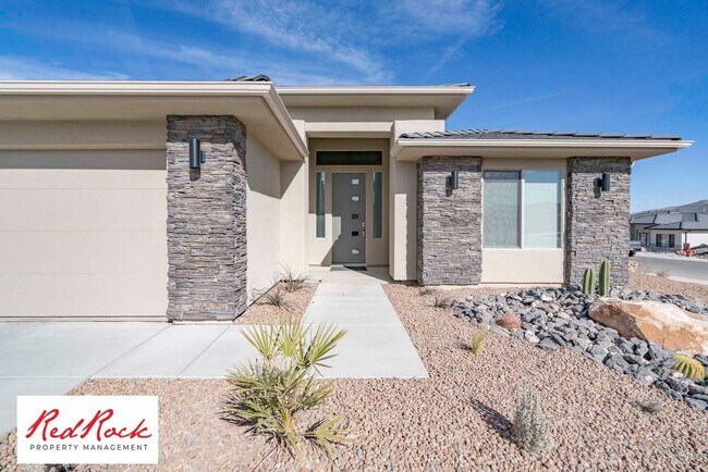 Building Photo - Incredible 3 Bedroom, 2 Bathroom Property ...