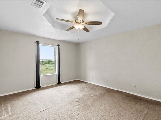 Building Photo - 9395 Green Springs Cir