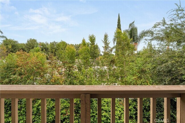 Building Photo - 5339 Coldwater Canyon Ave