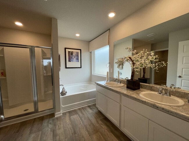 Building Photo - 23354 Shadowridge Dr