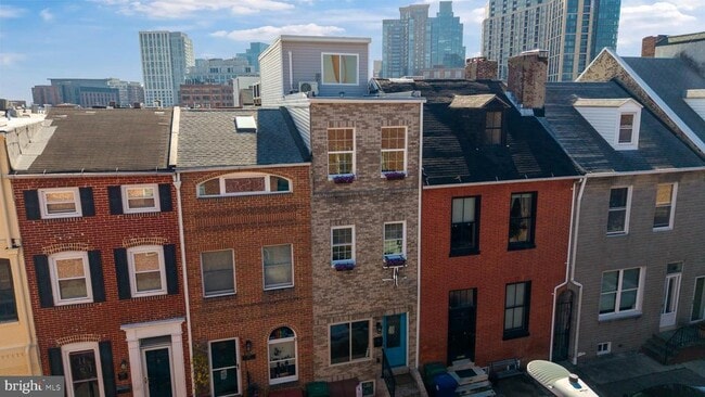 Building Photo - 919 Stiles St