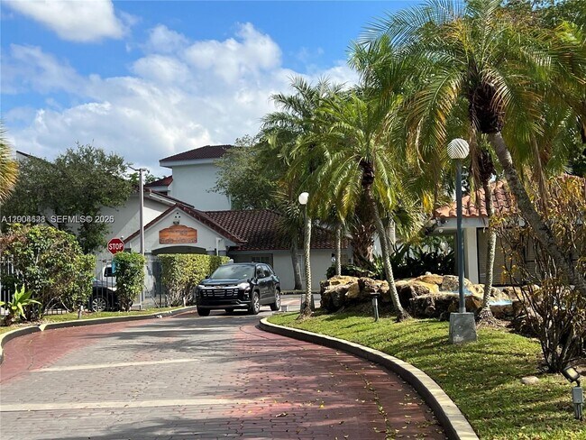 Building Photo - 8215 SW 152nd Ave