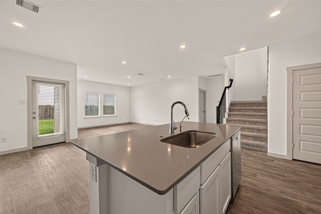 Building Photo - 6903 Green Embers Ln