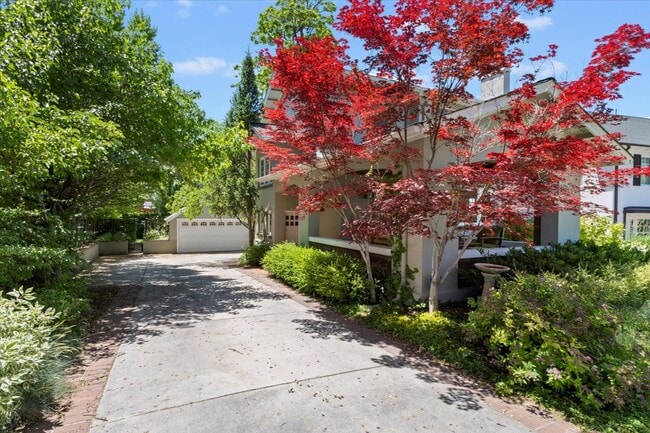 Building Photo - 1442 Federal Way