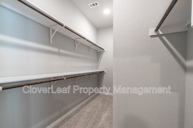 Building Photo - 311 Nespral Dr