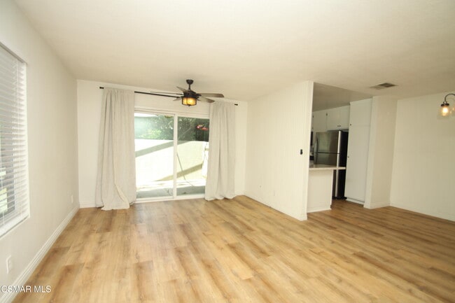 Building Photo - 565 Serento Cir