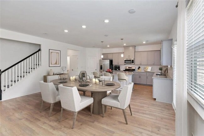 Building Photo - 1816 Derrick Dr