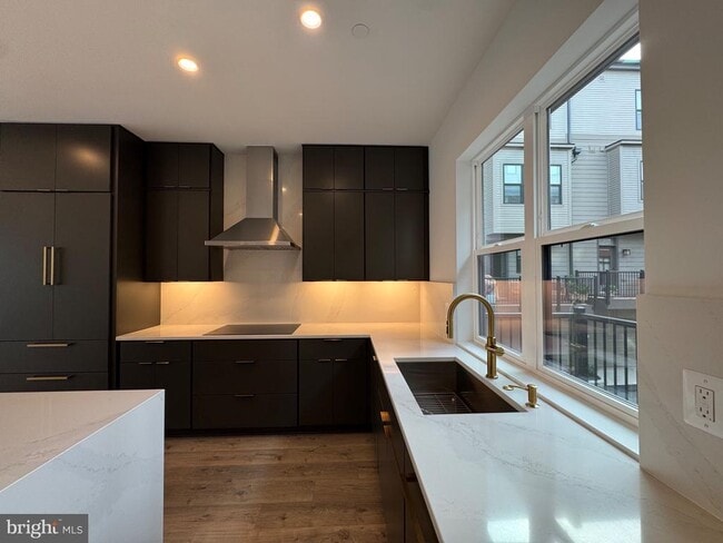 Building Photo - 5502 Topaz Ln