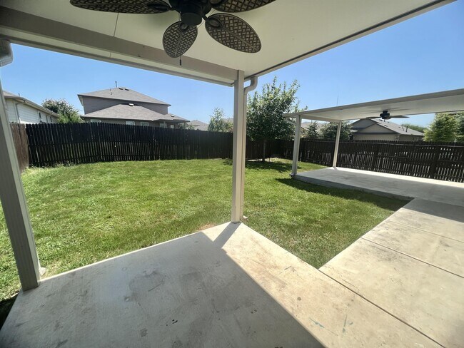 Building Photo - 10822 Shaenmeadow