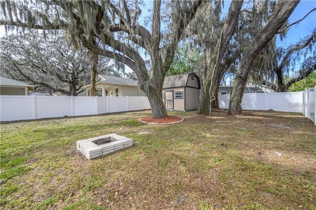 Building Photo - 1414 E Idlewild Ave