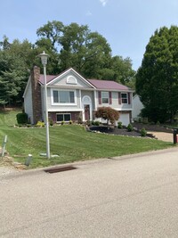 Building Photo - US OPEN JUNE 7--16, 2025 RENTAL: Only 4.8 ...