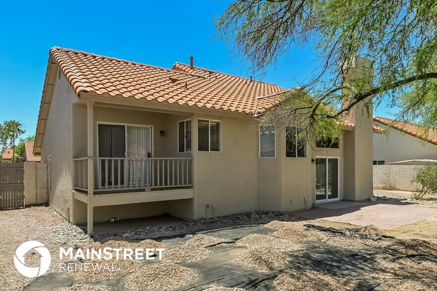 Building Photo - 9585 E Ashford Dr