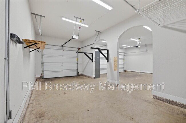 Building Photo - 1264 Black Oak Cir