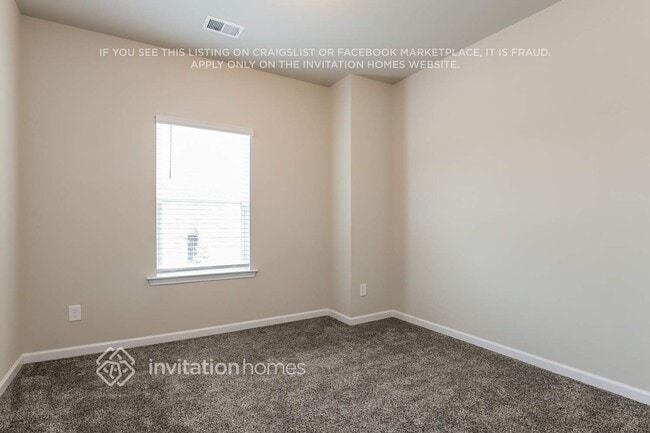 Building Photo - 2303 Buford Town Dr