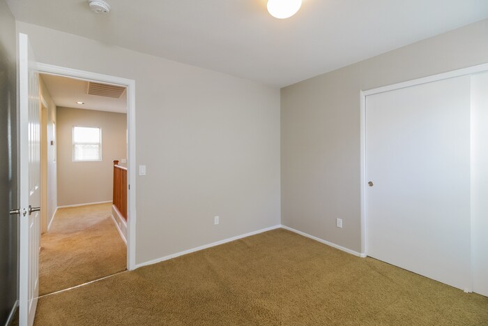 Building Photo - 40275 W Helen Ct