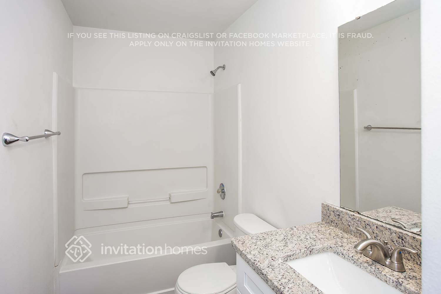 Building Photo - 726 Sinclair Dr