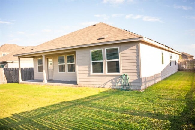 Building Photo - 423 Bluejack Wy