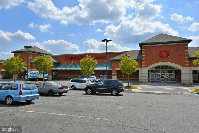 Building Photo - 13358 Sherwood Park Ln