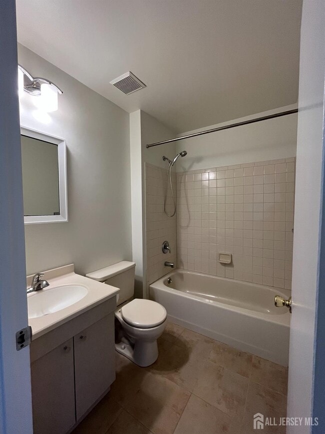 Building Photo - 46 Ironwood Ct