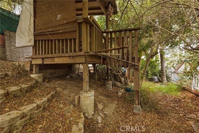 Building Photo - 24092 Gemwood Dr