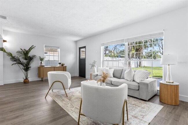 Building Photo - 8335 42nd Ave N