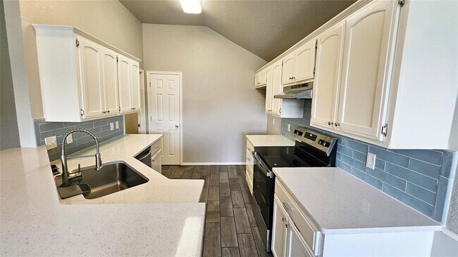Building Photo - 6033 SE 83rd Pl