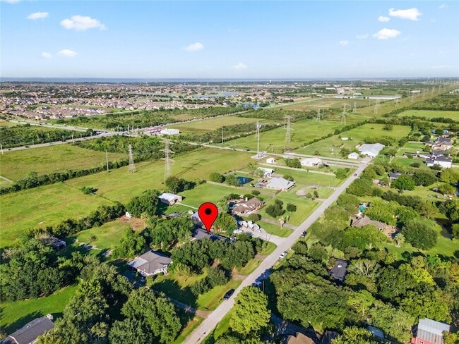 Building Photo - 5425 Jeffrey St