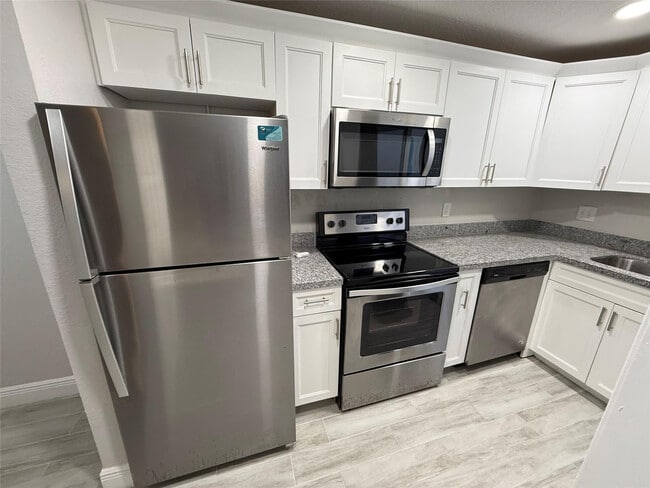 Building Photo - 1439 S Ocean Blvd