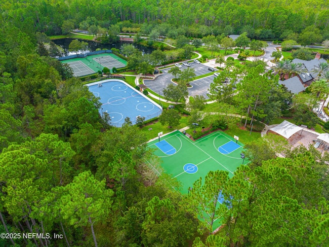 Building Photo - 932 Gallier Pl