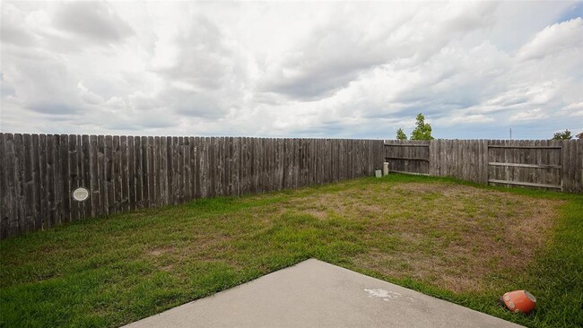 Building Photo - 26922 Mustang Retreat Ln