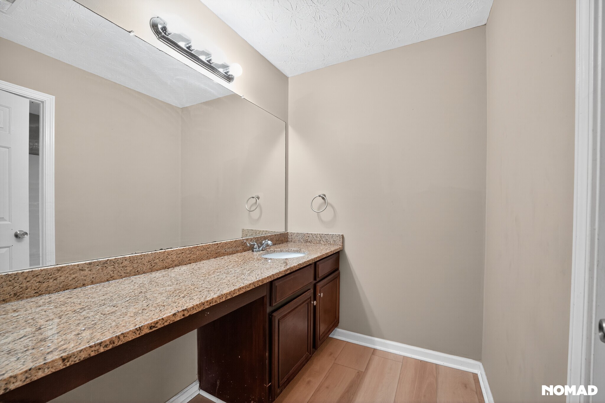 Building Photo - 395 Lamont Ln