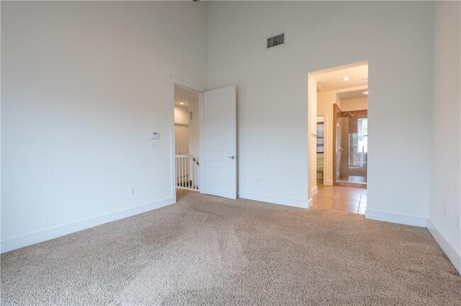Building Photo - 8110 Ranch Rd 2222