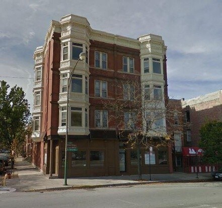Primary Photo - 624-628 S Racine Ave