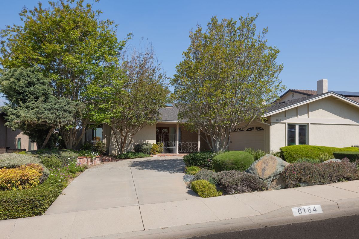 Building Photo - 6164 Del Paso Ave