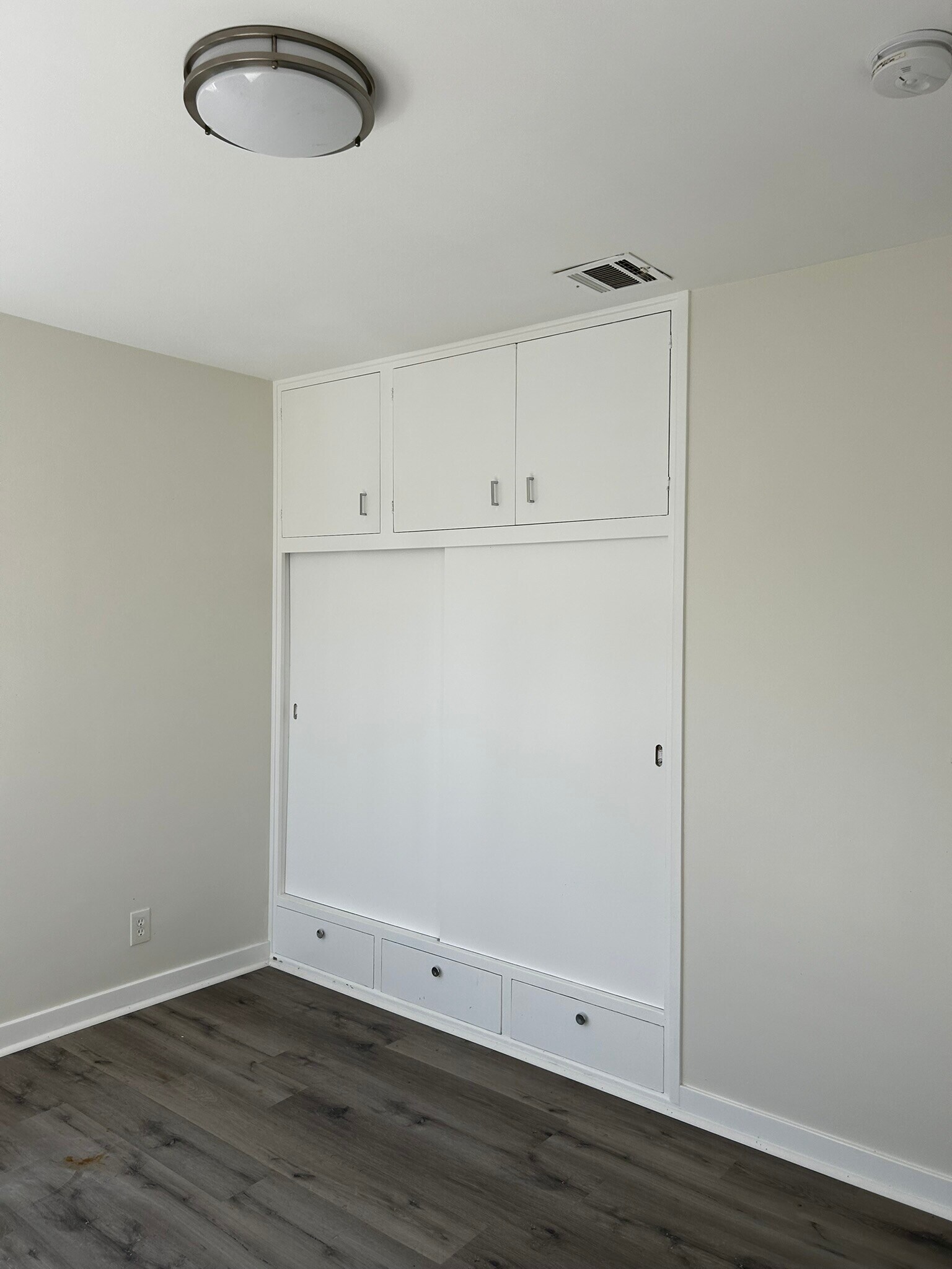 Bedroom 1 closet - 819 Morada Pl