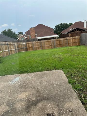 Building Photo - 2604 Crystal Falls Dr