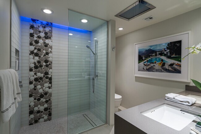 Building Photo - 177 Westlake Dr