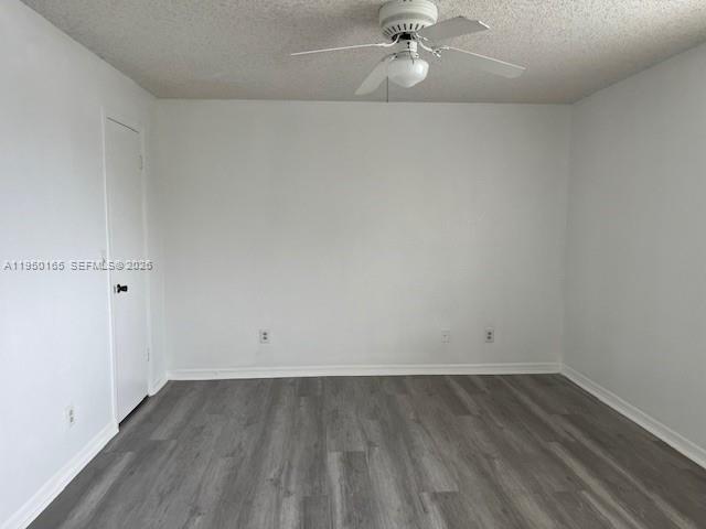 Building Photo - 12430 Vista Isles Dr