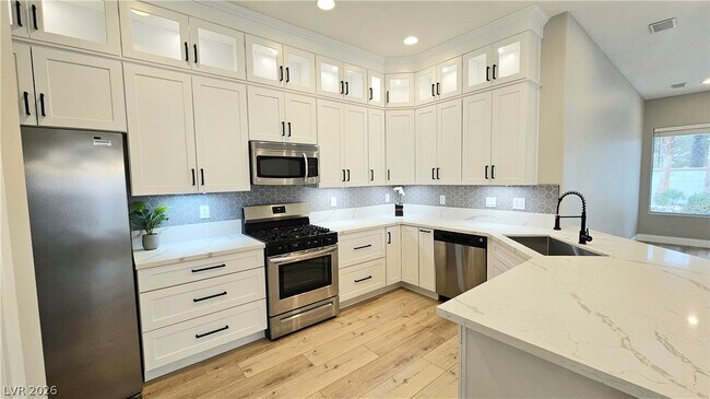 Building Photo - 1948 Kachina Mountain Dr