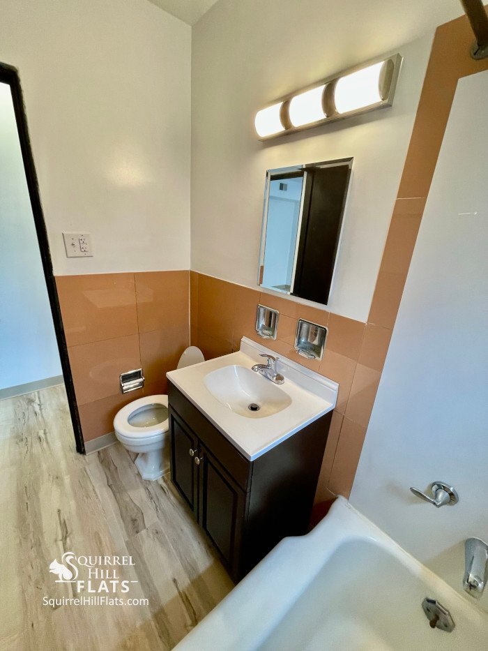 Building Photo - 5710 Phillips Ave